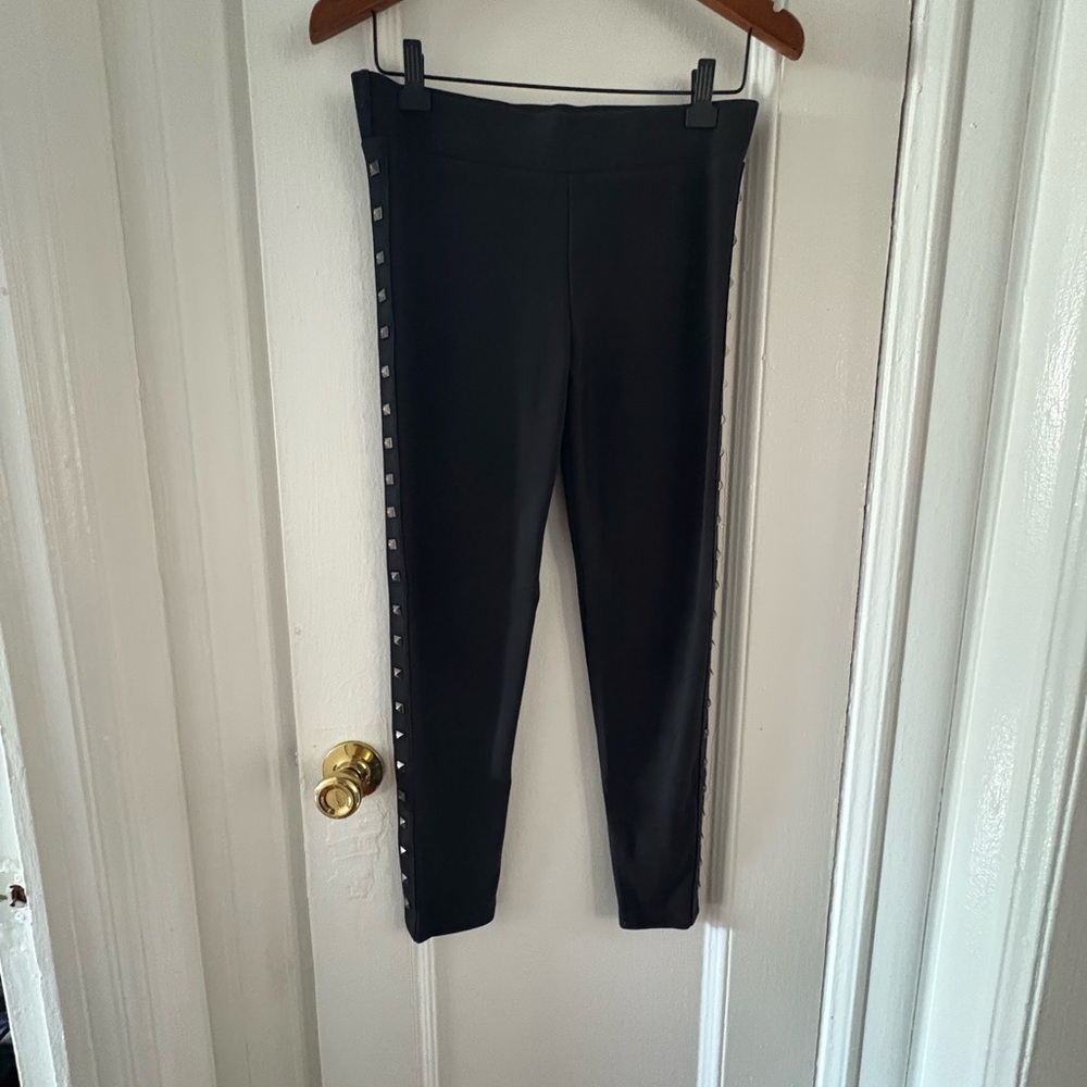 Queen of Darkness studded leggings
